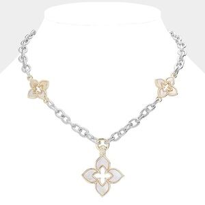 14KGP Mother of Pearl Clover Necklace